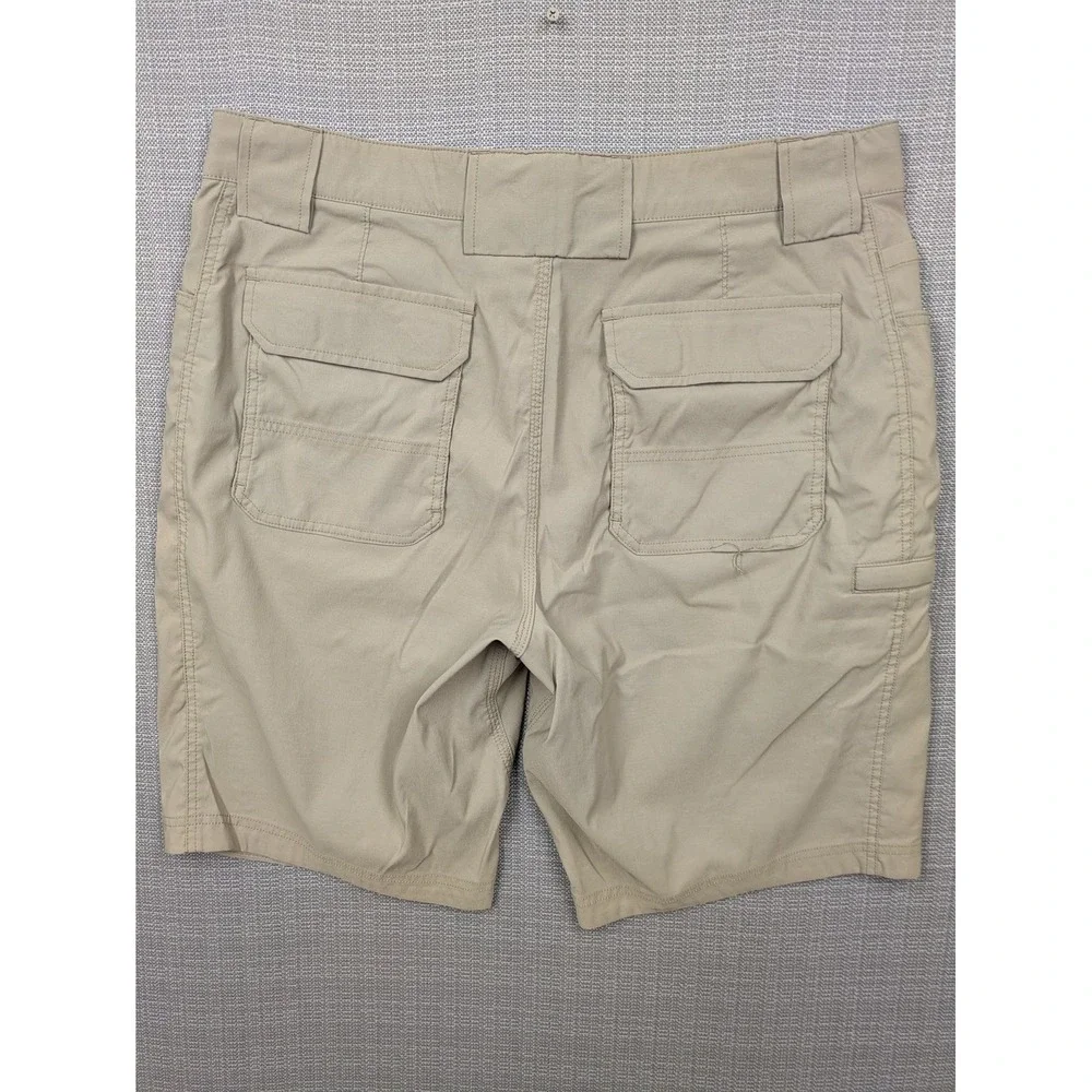 Duluth Trading Co Shorts Mens 38 Beige Flex Dry On-The-Fly Chino 11 Inseam